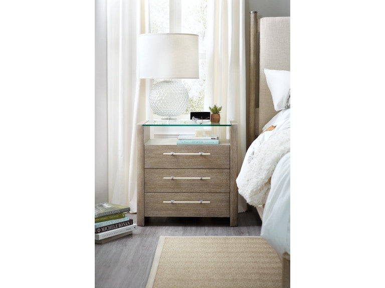 Hooker Furniture | Bedroom Queen Upholstered 5 Piece Bedroom Set in Richmond,VA 0096