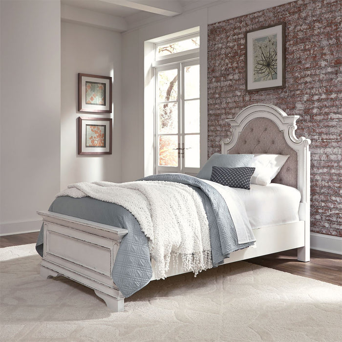 Liberty Furniture | Youth Bedroom Twin Upholstered Beds in Lynchburg, Virginia 4632