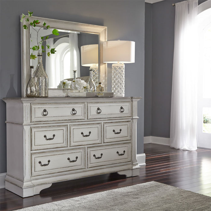 Liberty Furniture | Bedroom Dressers and Mirrors in Baltimore, Maryland 3041