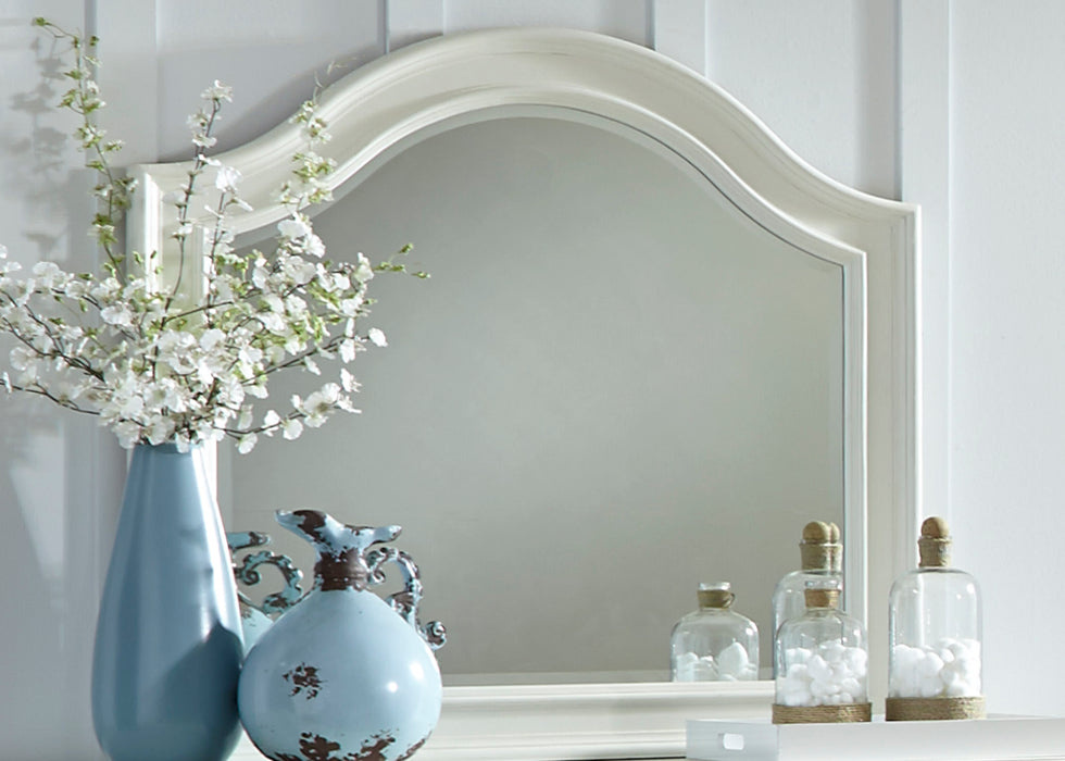 Liberty Furniture | Bedroom Dresser & Mirror in Southern Maryland, Maryland 3377
