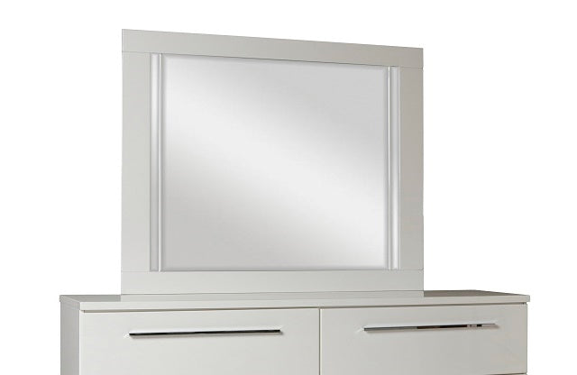 New Classic Furniture | Bedroom Dresser & Mirror in Winchester, Virginia 2827