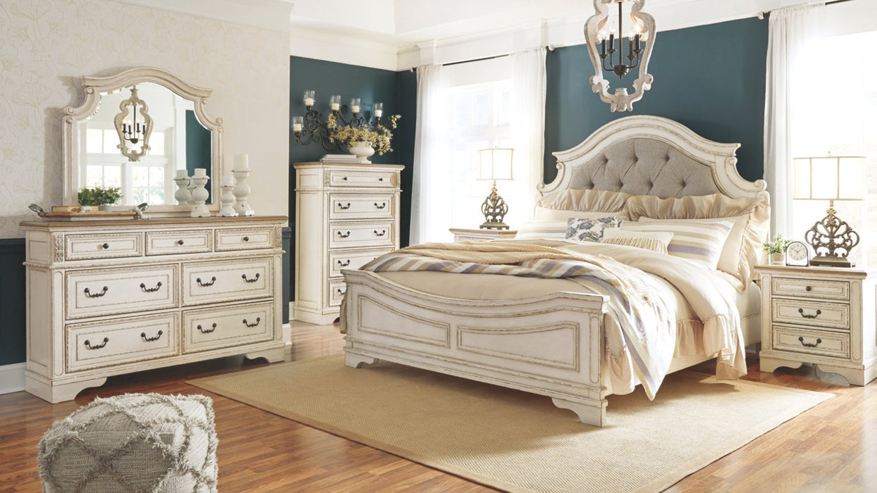 Ashley Furniture | Bedroom Queen Uph Panel 5 Piece Bedroom Set in Pennsylvania 8014