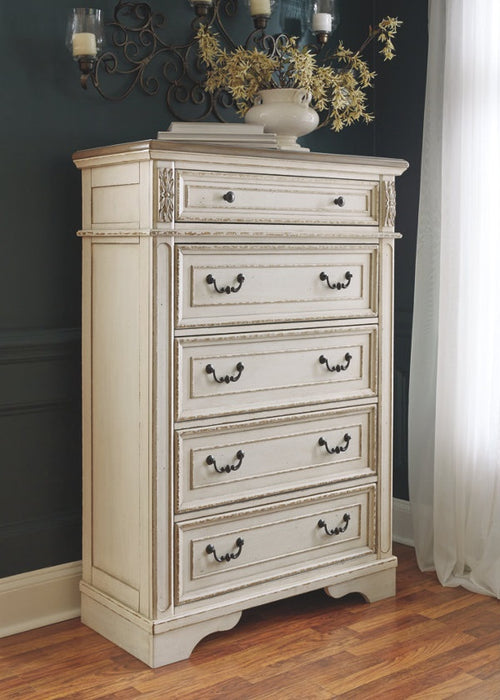 Ashley Furniture | Bedroom Chest of Drawers in Lynchburg, Virginia 7939